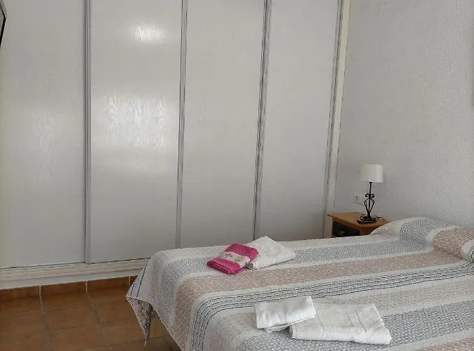 Nyaraló Alcaraván 32